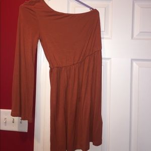 Woman Midi Size Small One sleeve dress